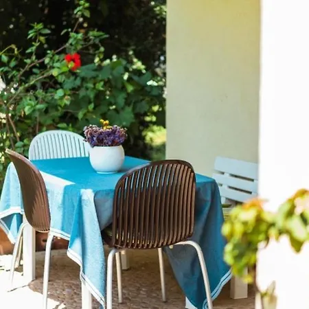 In With Terrace, Wifi 4899-2 شقة